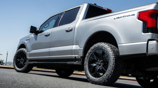 Lightning Open Country AT III EV