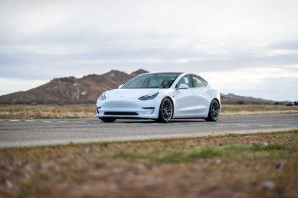 Tesla Proxes Sport AS